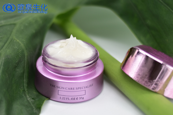 年紀大的人才會有眼部皺紋嗎？