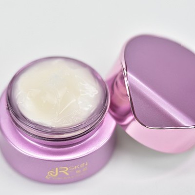 眼部該怎么正確護(hù)理？