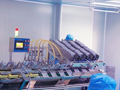 全自動(dòng)流水線(xiàn)化妝品OEM代加工廠家